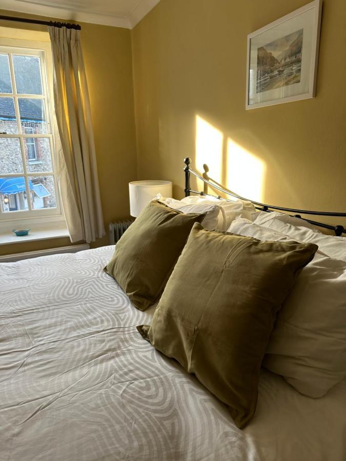 The Old Bakehouse Bed & Breakfast Colyton Екстериор снимка