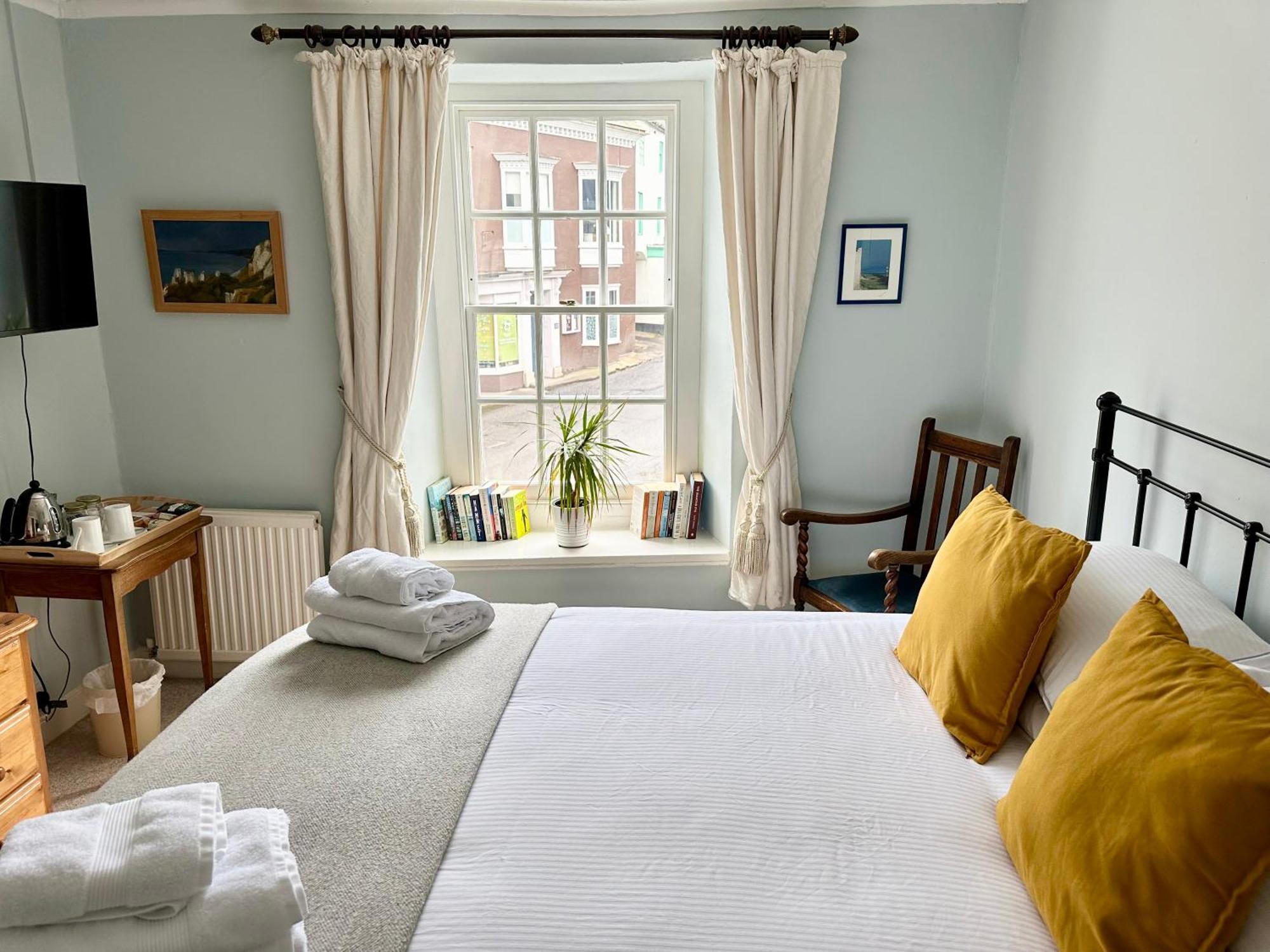 The Old Bakehouse Bed & Breakfast Colyton Екстериор снимка